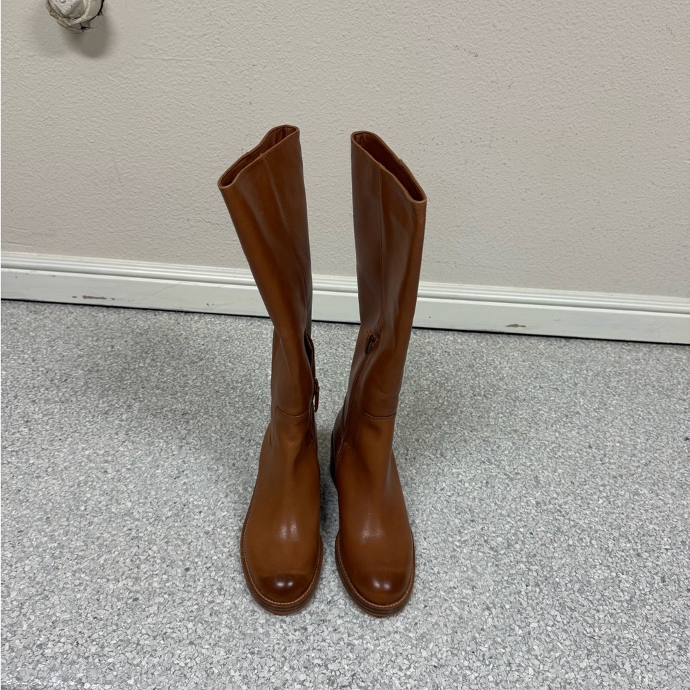 NWT - Knee-high stacked-heel boots in leather - Size 8.5 - Picture 3 of 5